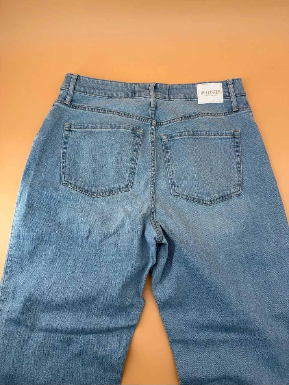Hollister Ultra High Rise Dad Jeans Vintage Stretch Wide Straight Legs Baggy